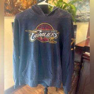 Vintage Lebron James Cleveland Cavaliers hoodie size XL
